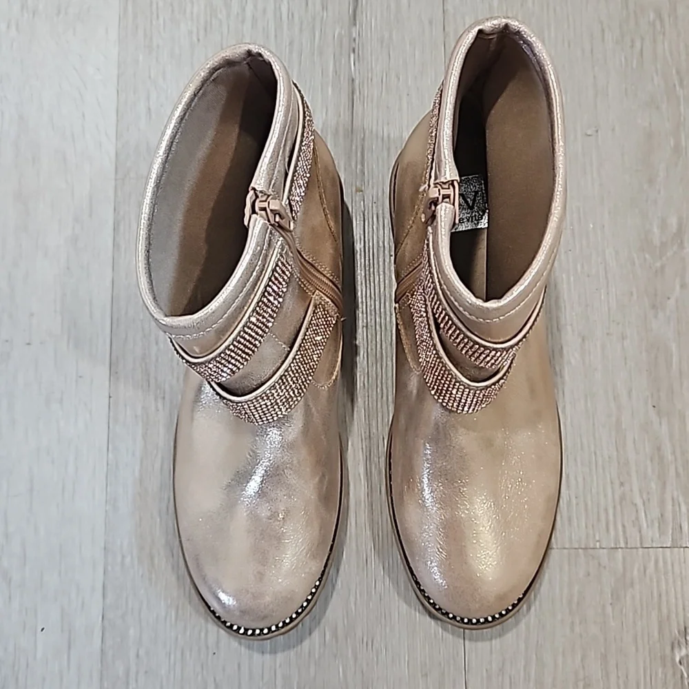 Dolce Vida Yeddy Boot Girls Size 4 Brand New